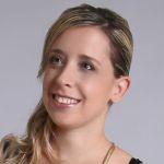 קרן חבוש היא… גם אמא גם אישה